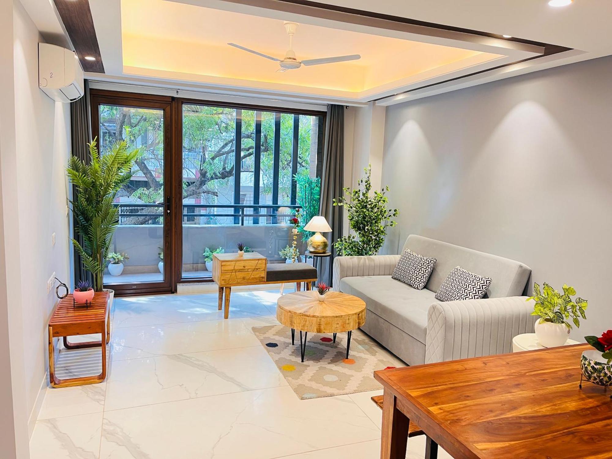Hotel Gianmala Residency South Extension Near Aiims Delhi New Delhi Exteriör bild