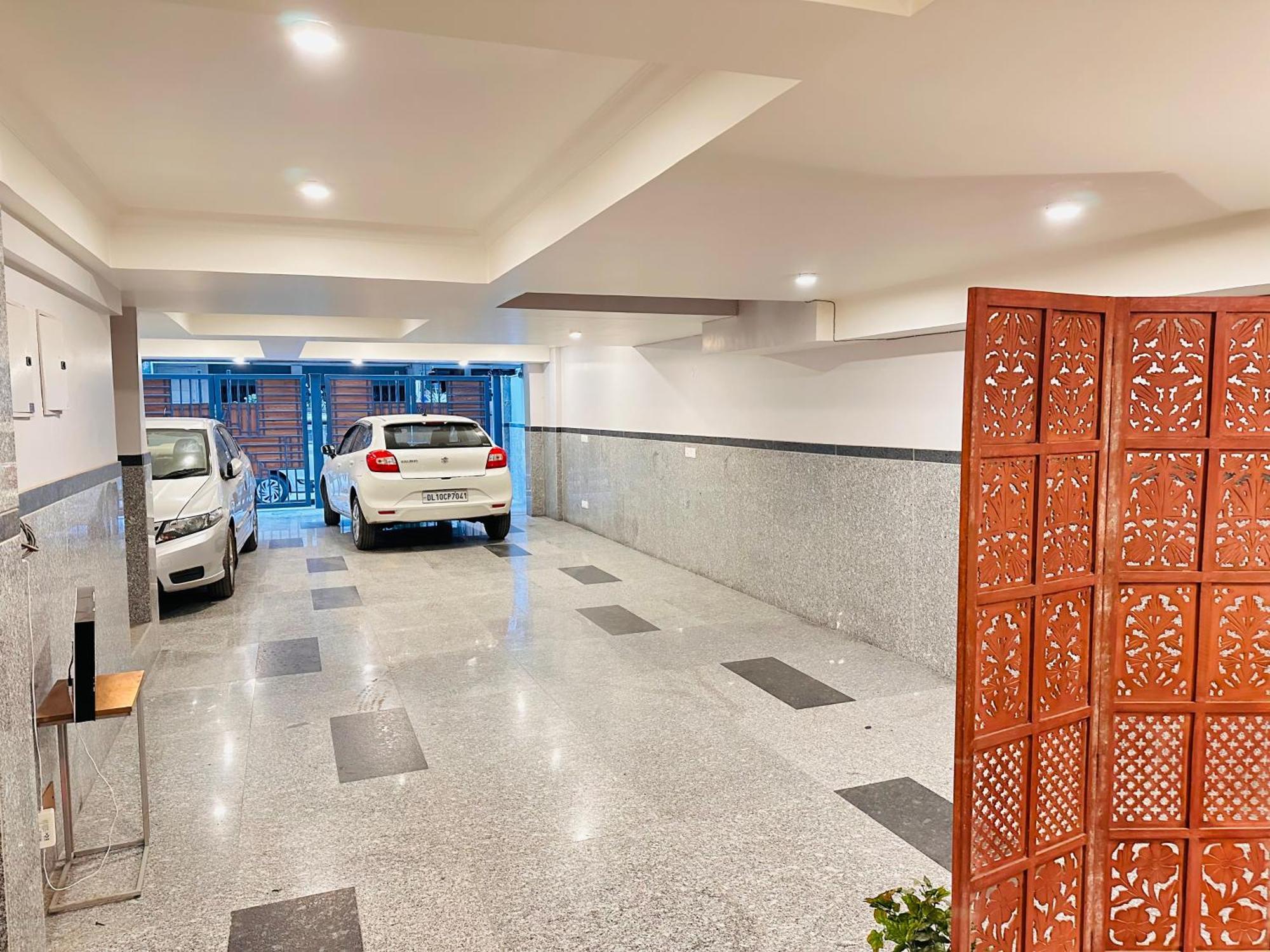 Hotel Gianmala Residency South Extension Near Aiims Delhi New Delhi Exteriör bild