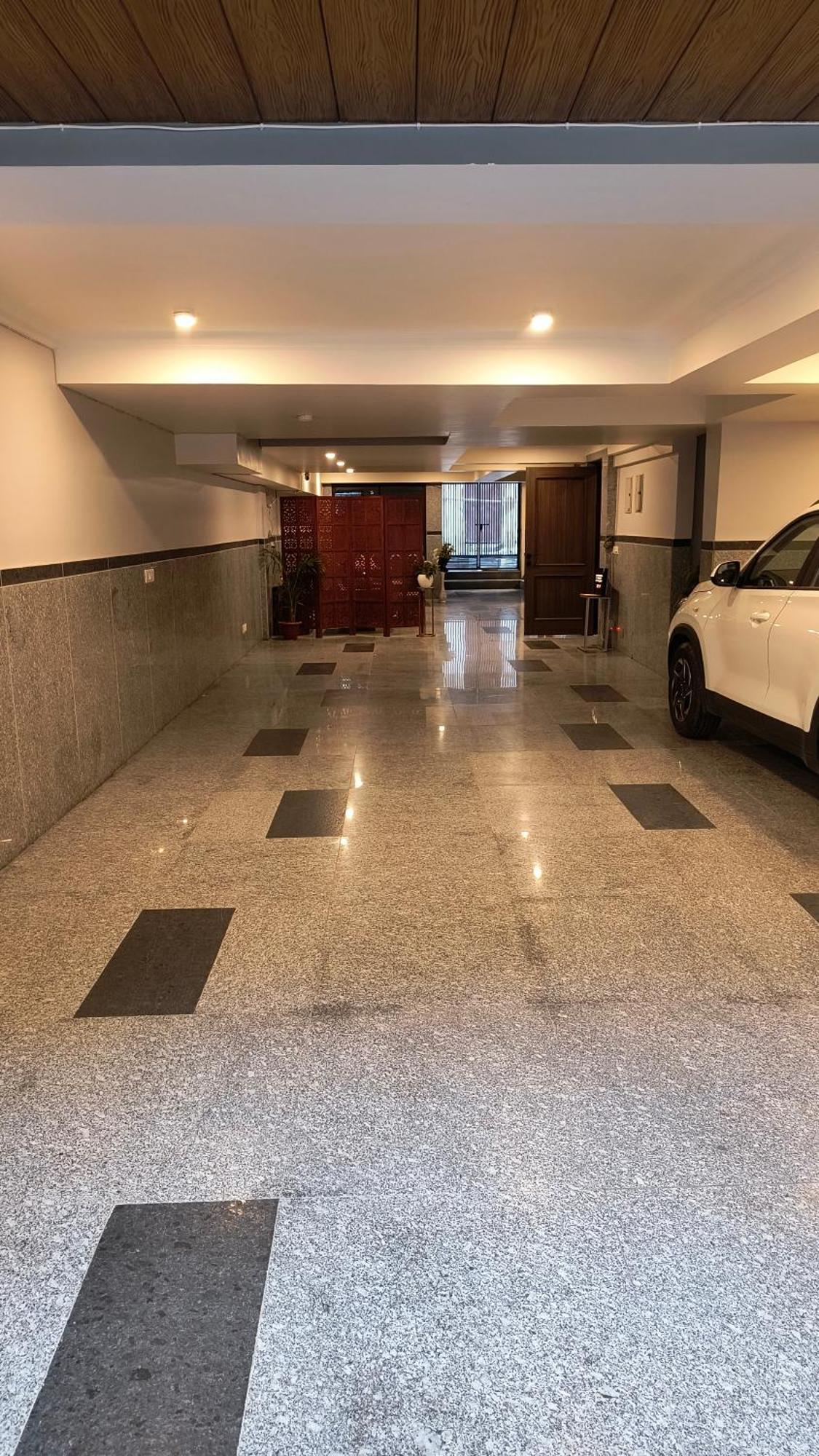 Hotel Gianmala Residency South Extension Near Aiims Delhi New Delhi Exteriör bild