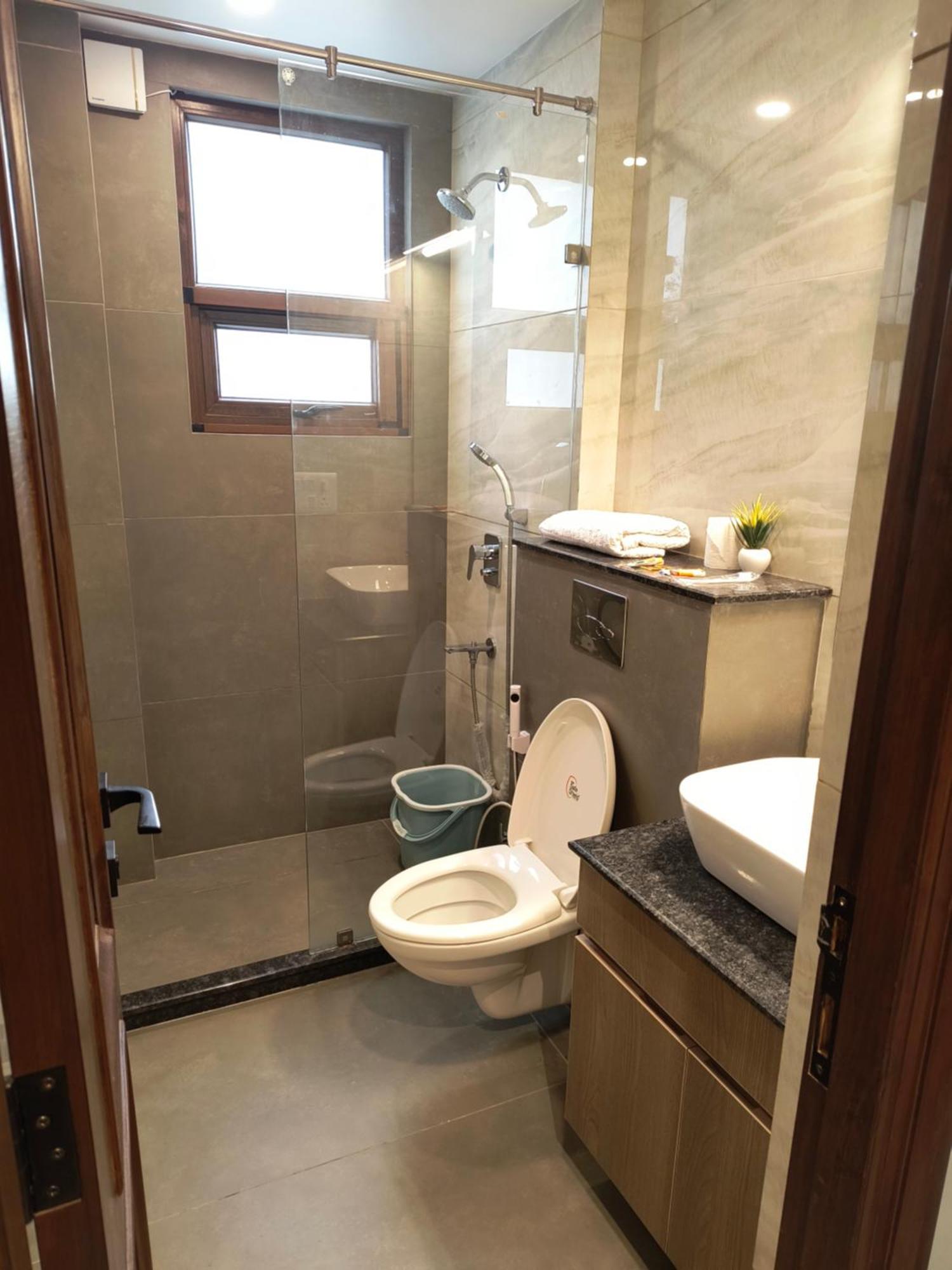 Hotel Gianmala Residency South Extension Near Aiims Delhi New Delhi Exteriör bild