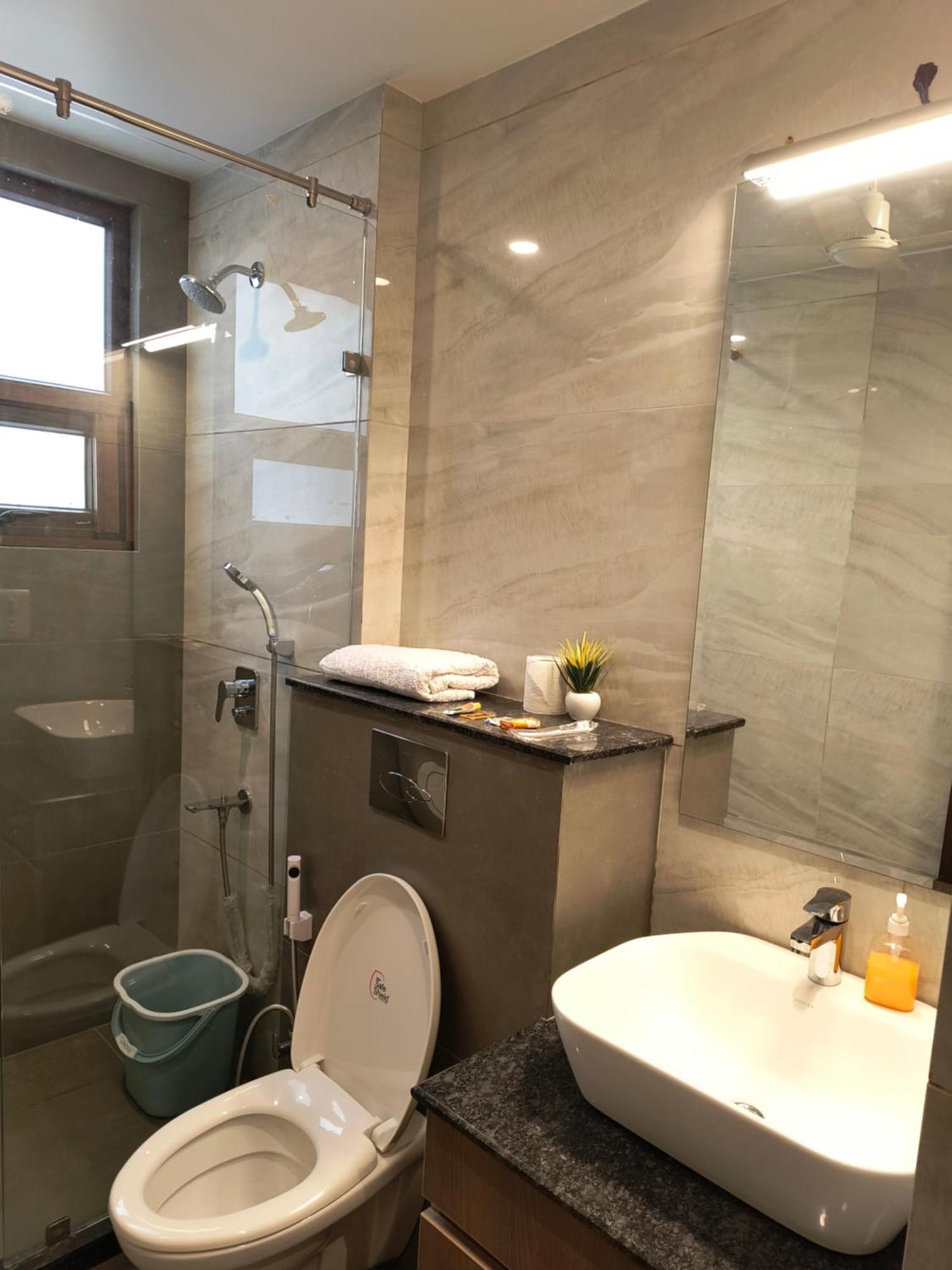Hotel Gianmala Residency South Extension Near Aiims Delhi New Delhi Exteriör bild