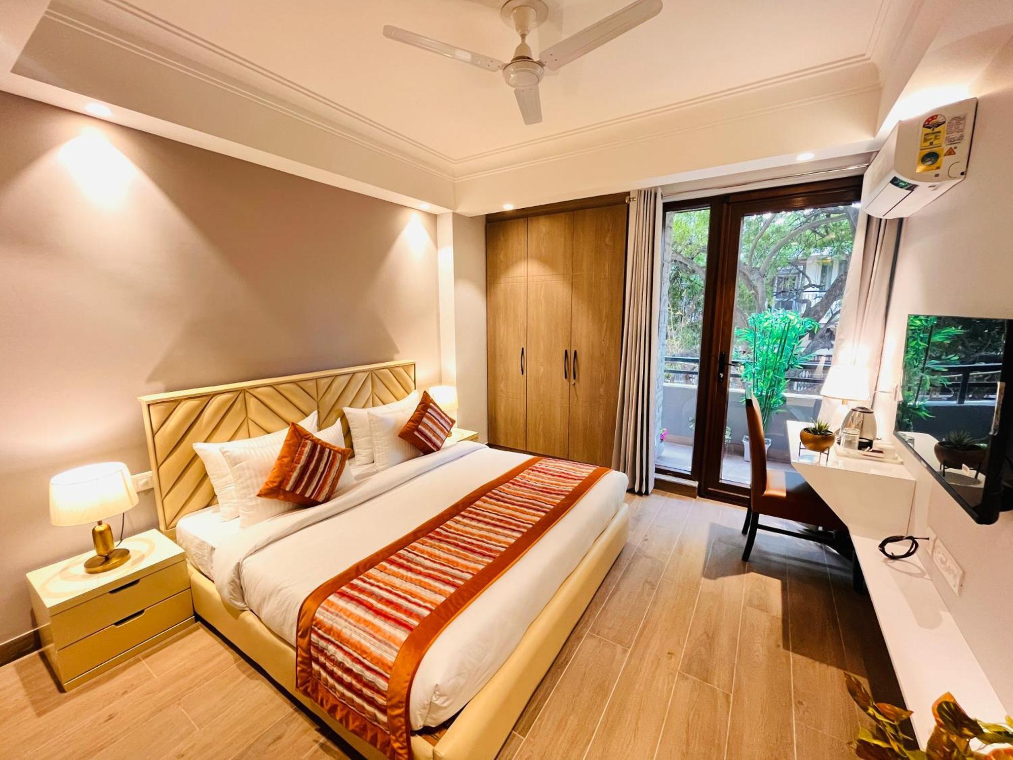 Hotel Gianmala Residency South Extension Near Aiims Delhi New Delhi Exteriör bild