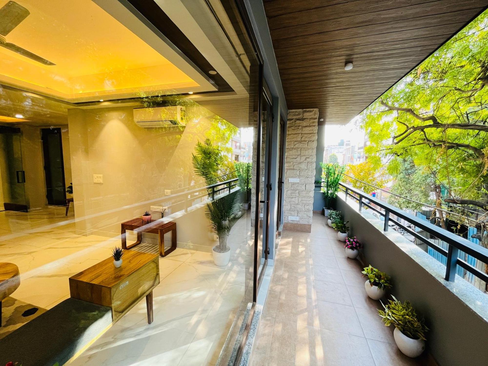 Hotel Gianmala Residency South Extension Near Aiims Delhi New Delhi Exteriör bild