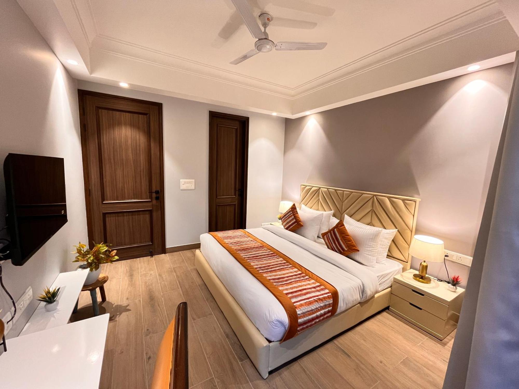 Hotel Gianmala Residency South Extension Near Aiims Delhi New Delhi Exteriör bild