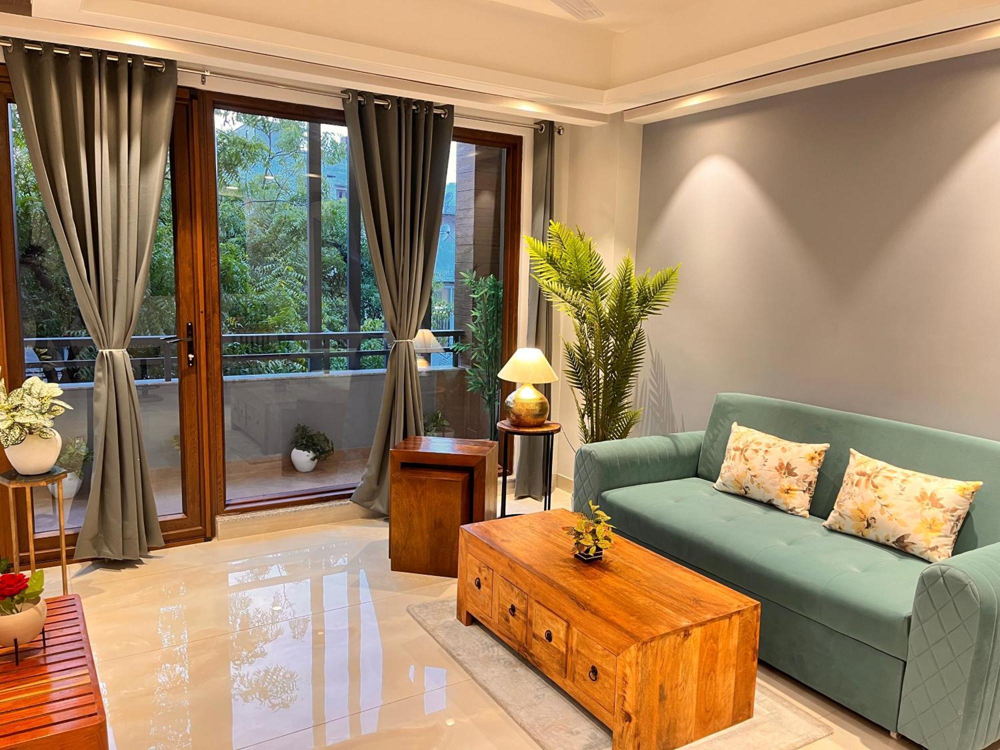 Hotel Gianmala Residency South Extension Near Aiims Delhi New Delhi Exteriör bild