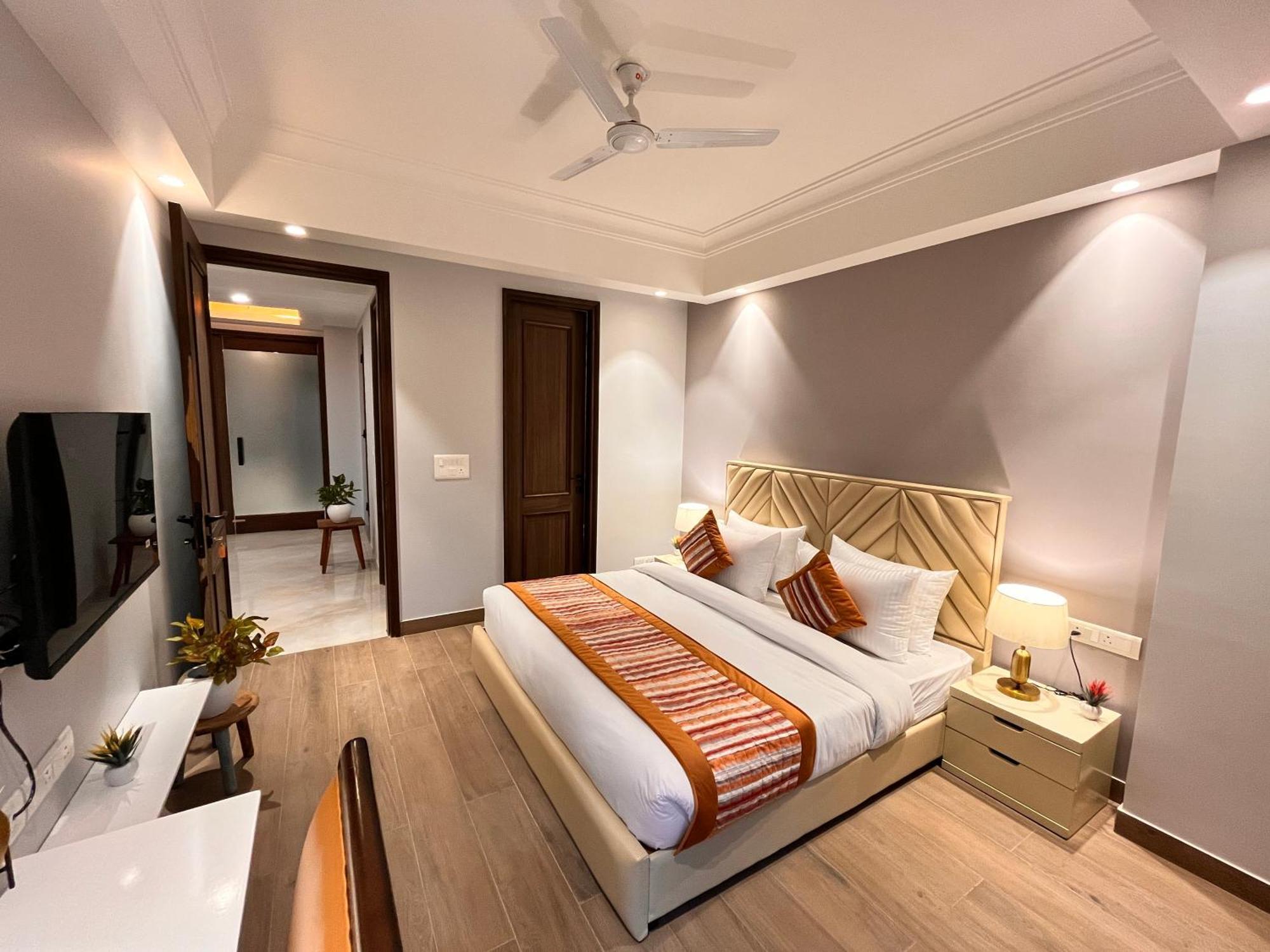 Hotel Gianmala Residency South Extension Near Aiims Delhi New Delhi Exteriör bild