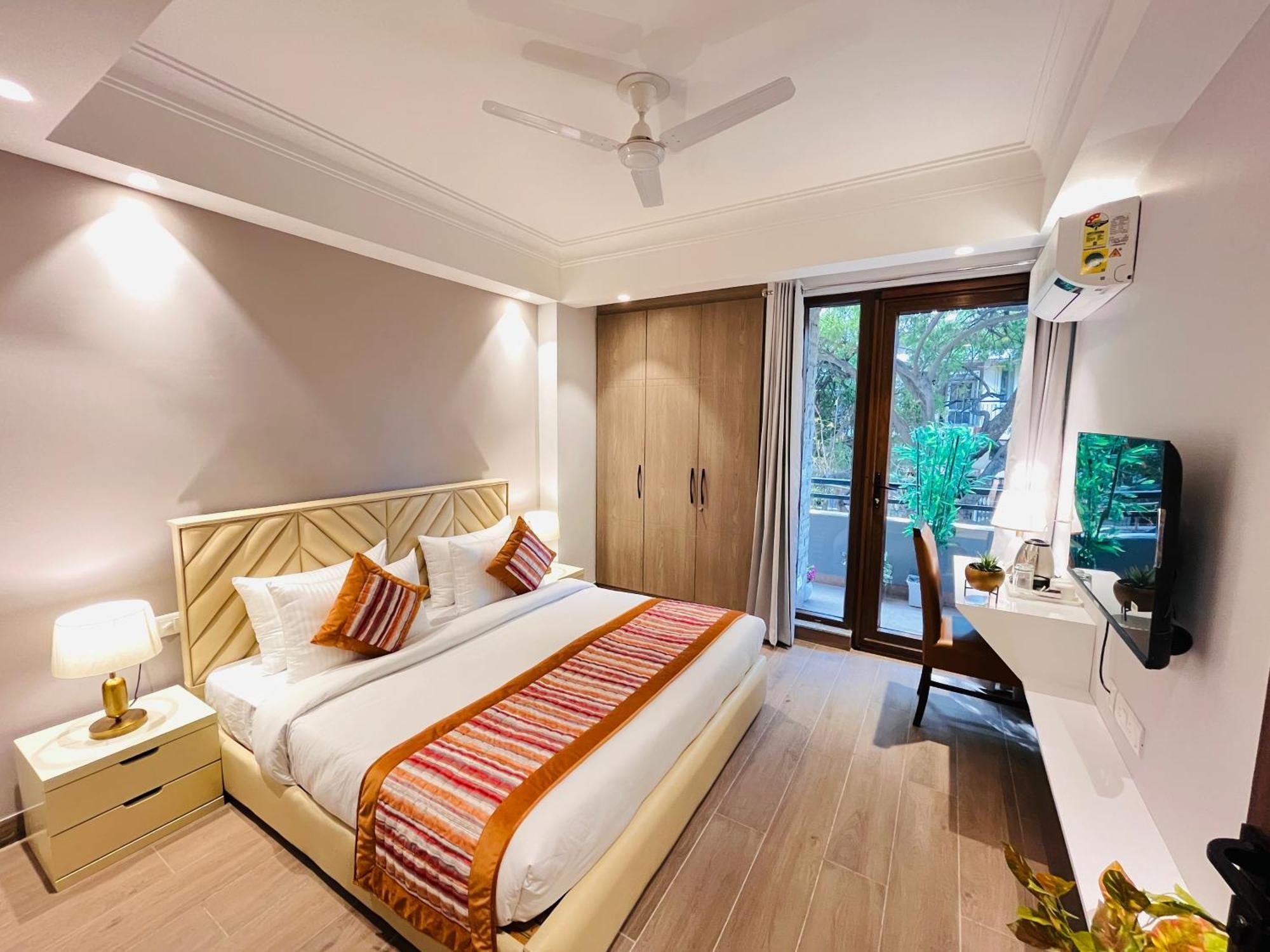 Hotel Gianmala Residency South Extension Near Aiims Delhi New Delhi Exteriör bild