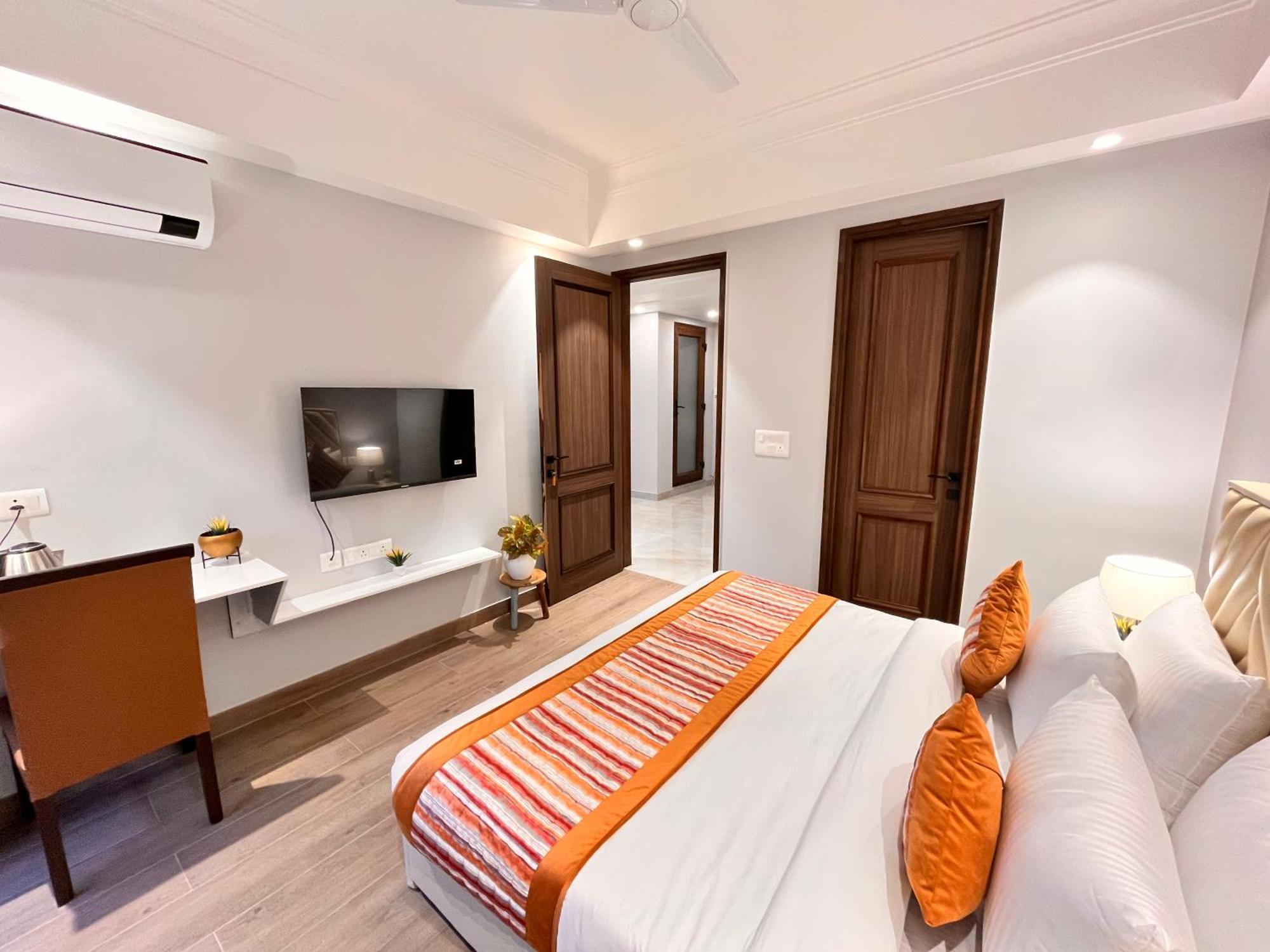 Hotel Gianmala Residency South Extension Near Aiims Delhi New Delhi Exteriör bild