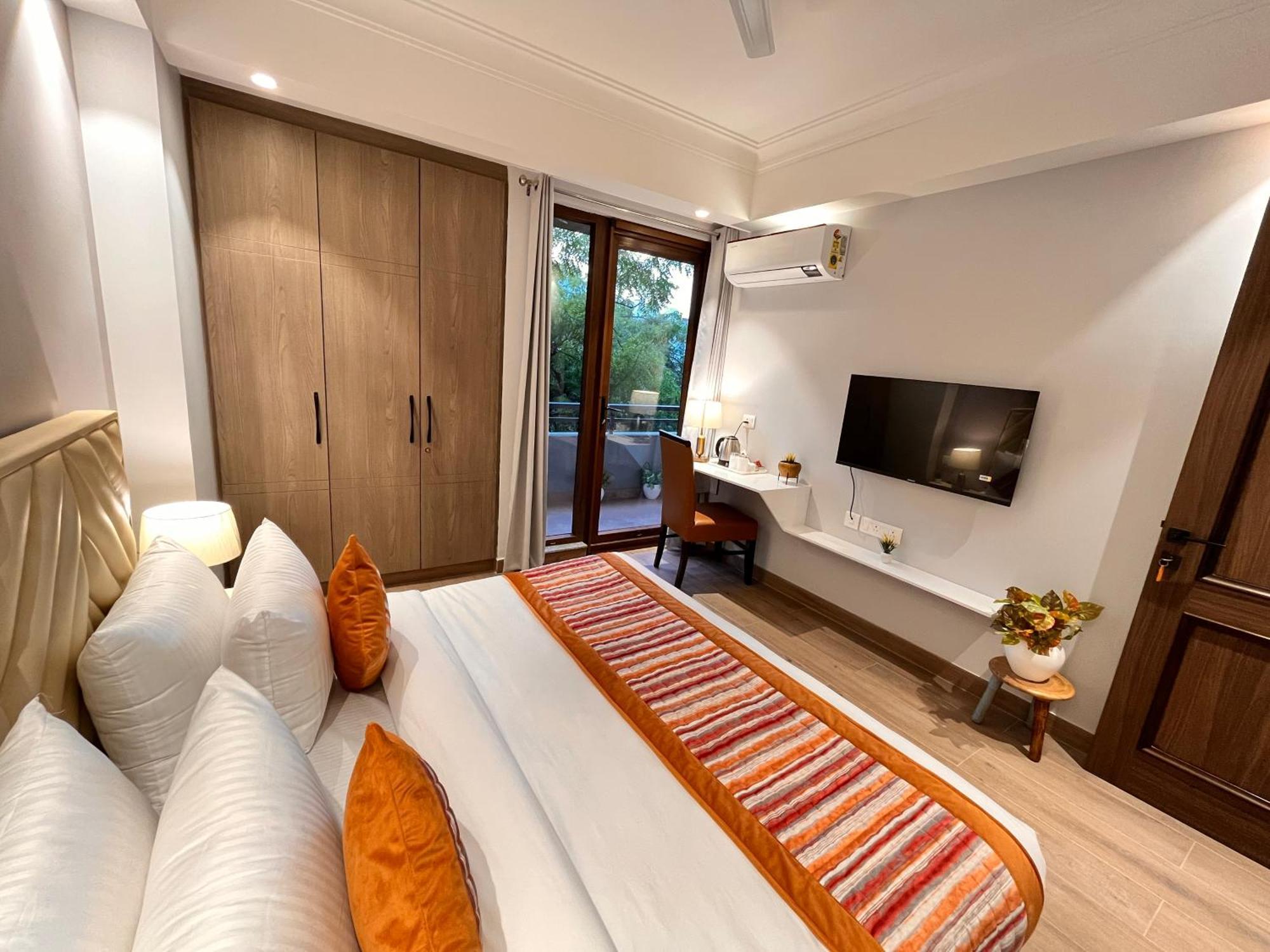 Hotel Gianmala Residency South Extension Near Aiims Delhi New Delhi Exteriör bild