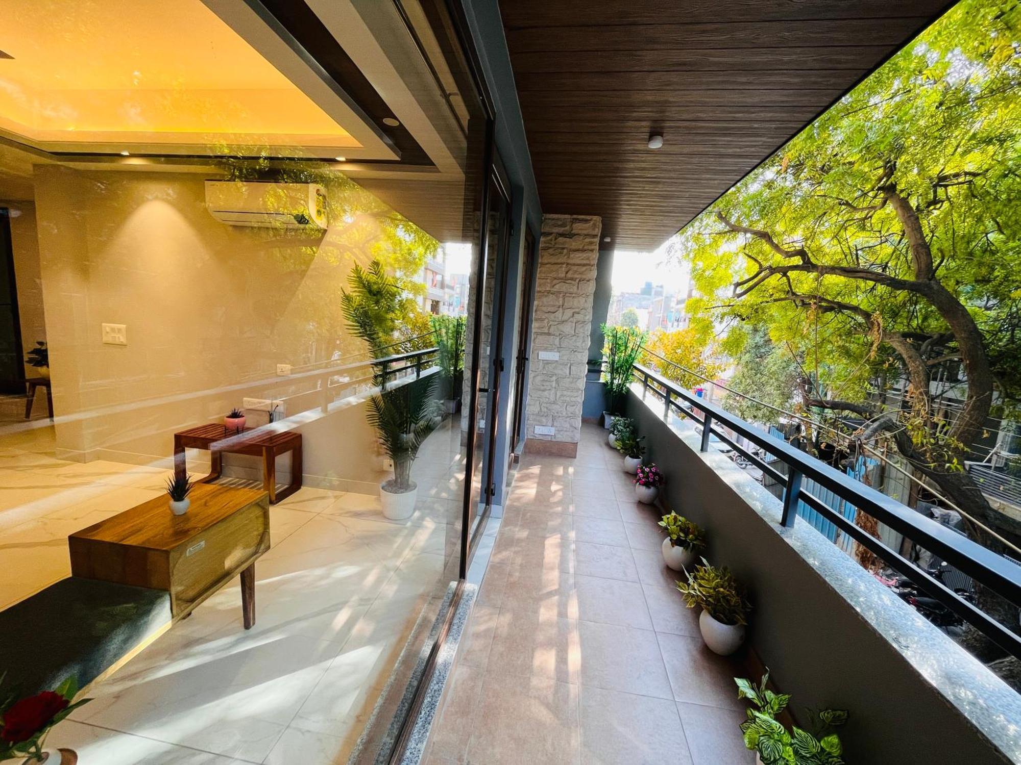 Hotel Gianmala Residency South Extension Near Aiims Delhi New Delhi Exteriör bild